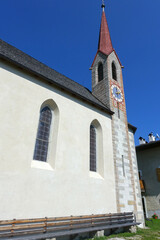 Kirche zur Heiligen Dreifaltigkeit in Vellau