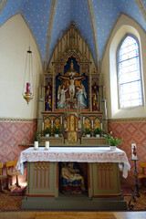 Kirche zur Heiligen Dreifaltigkeit in Vellau