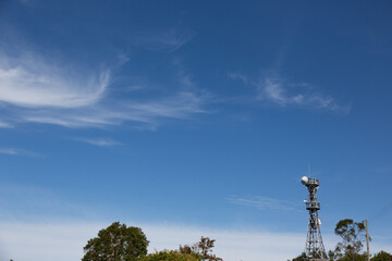電波塔と青空