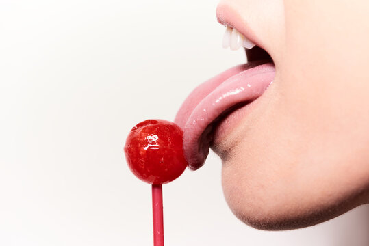 young girl with lolipop