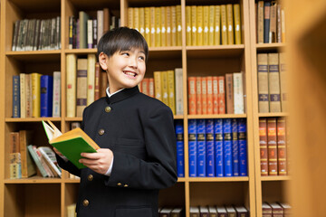 図書館 中学生