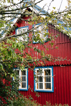 Old Nida house painted red