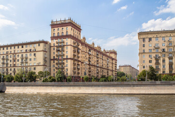 Fototapeta na wymiar Traditional Moscow building on waterfront of Moscow River