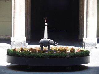 Brunnen im Rathaus von Catania Sizilien