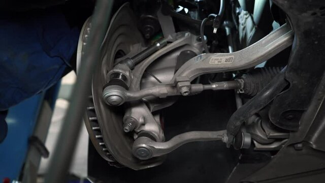 Front car suspension
