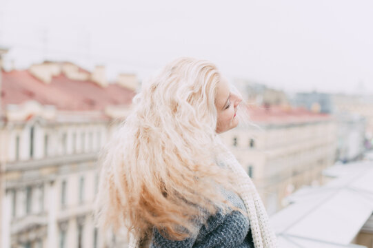 Young woman shaking her head