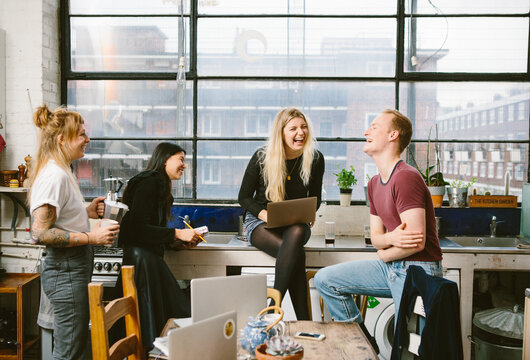 Young entrepreneurs work on a business start up
