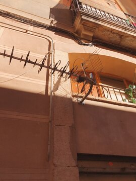 Pastel scene, antena, shapes, shadows