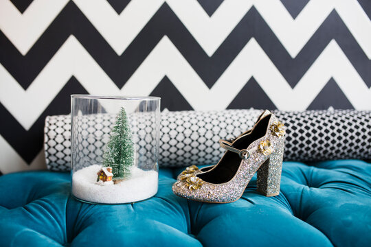 Zircone shoes and a little Christmas tree