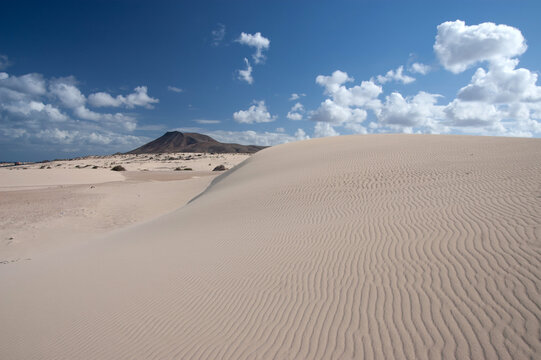 SHapes and vulcano hill