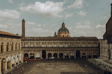Fototapeta premium A panoramic view of main square - bologna, italy