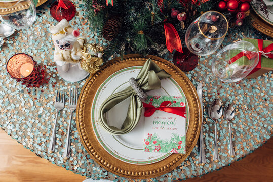 Christmas themed table setting