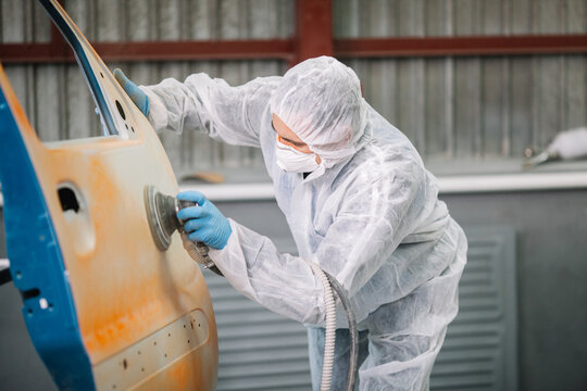 work with a car body, paint removal