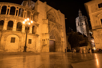 Valencia Cathedral at night