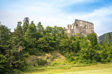 Fototapeta na wymiar Slovakia castles. Castle Likavka. Europe. Holiday in Slovakia. Historic architecture. 