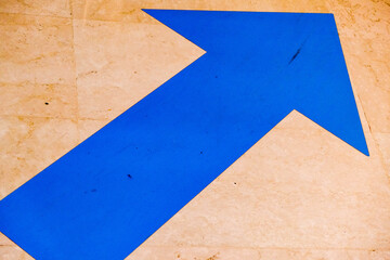 Fototapeta premium COVID-19 Social Distancing One Way Marker Arrow
