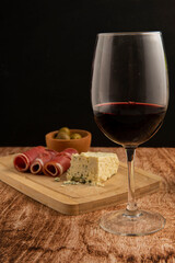 Wine with jam and cheese