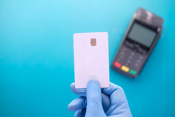 Payment terminal charging from a card, contactless payment.
