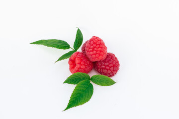 raspberries with leaves