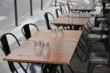Tables de bar