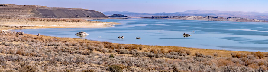 scenery around mono lake in california
