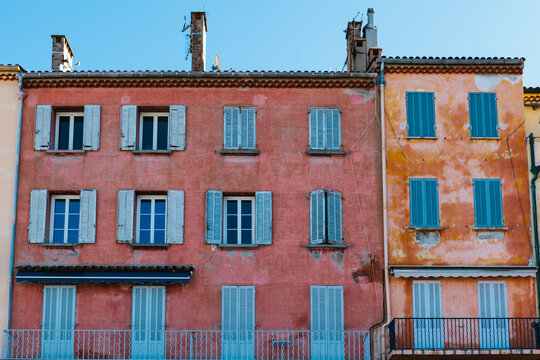 Colorful buildings in the old town of Saint Tropez, France