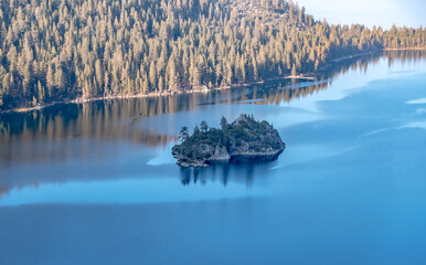 beautiful sierra scenery at lake tahoe california