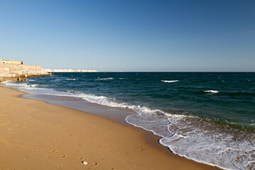 View of the beach in the city of Cadiz 3