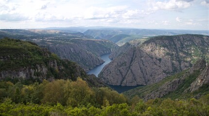 CA&Ntilde;ONES DEL R&Iacute;O SIL