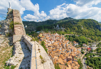 Fototapeta na wymiar Cervara di Roma, Italy - one of the most picturesque villages of the Apennine Mountains, Cervara lies around 1000 above the sea level, watching the Aniene river valley from the top 