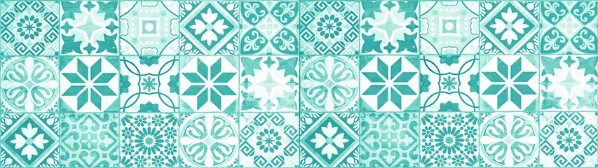 Buntes abstraktes türkisfarbenes Aquamarin-Weiß-Vintage-Retro-geometrisches quadratisches Mosaik-Motiv Fliesen Textur breites Hintergrund-Banner-Panorama © Corri Seizinger