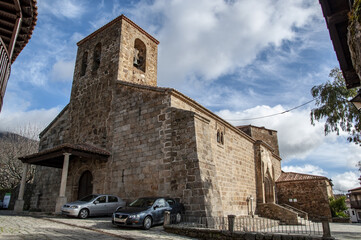 Fototapeta na wymiar Iglesia Nuestra Señora de las Fuentes Claras, Valverde de la Vera, Cáceres, Extremadura, España.