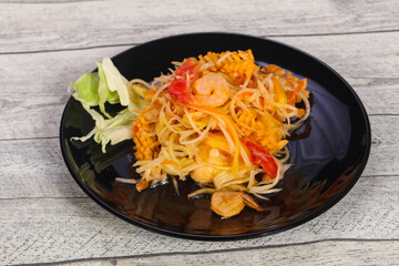 Thai salad with papaya and prawn