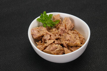 Canned tuna fish in the bowl