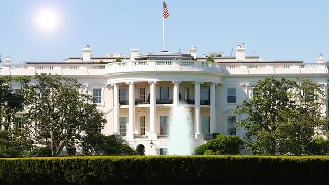 Water fountain in front of the White House in Washington, D.C. USA. - seamless looping.