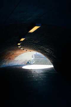 Tunnel