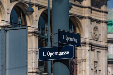 Straßenschild Operngasse Opernring