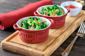 Baked broccoli with cheese