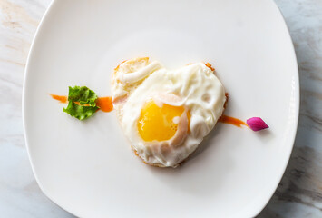 Egg Heart cupid Arrow