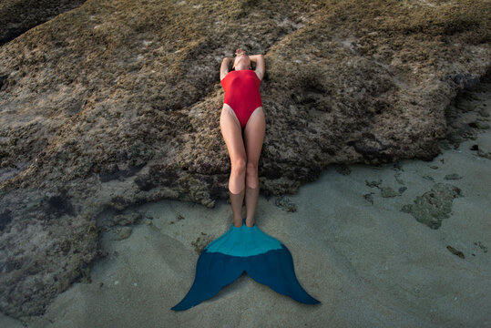 Mermaid Free Diver Woman