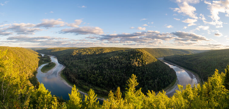 Beautiful view from the belvedere "Horizon de r&ecirc;ve" (translation: "dream horizon"), in the Matapedia valley, Canada