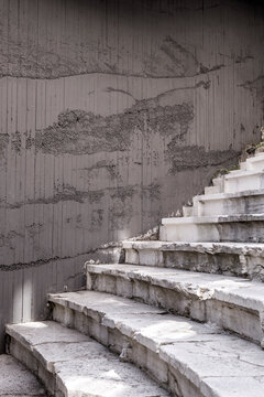 Roman amphitheater deital