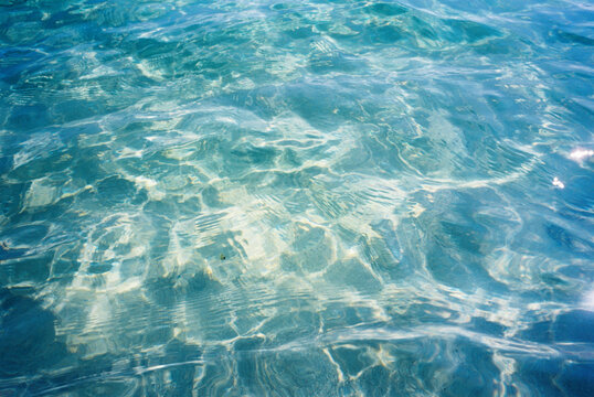 ocean water with sunshine