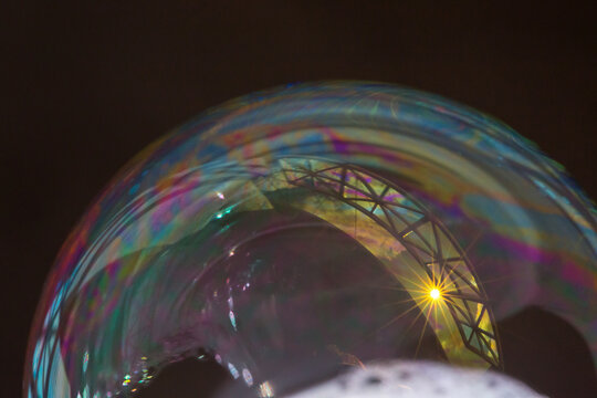 Macro Bubble