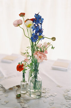 Colorful barn wedding flowers