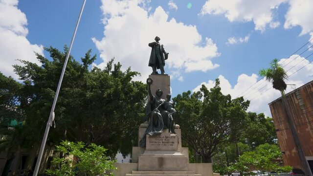 Parque Duarte. Monument Pablo Duarte in Santo Domingo 