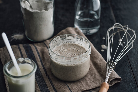 Food: Preparing Sourdough, starter