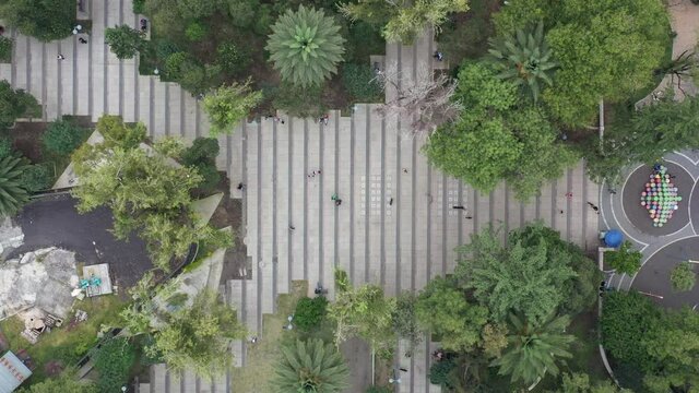Detalle a&eacute;reo cenital del Jard&iacute;n Pushkin en la Colonia Roma Norte, alcald&iacute;a Cuauht&eacute;moc de la Ciudad de M&eacute;xico.