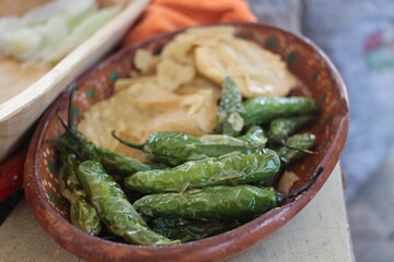 Chiles toreados 