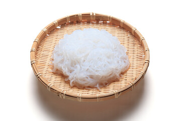 Shirataki noodles: Shirataki noodles are translucent, gelatinous traditional Japanese noodles made from the konjac yam.